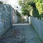 Holiday home La Baie Des Remparts Meuble Les Avocettes