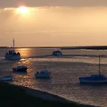 Holiday home La Baie Des Remparts Meuble Les Avocettes